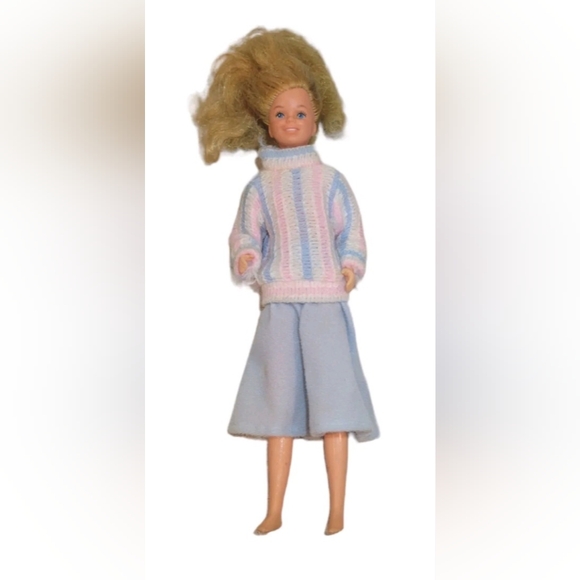 1970s Skipper Mattel Barbie Doll Vintage Toy Sweater. 8.5 " Barbie sister doll - Picture 4 of 4